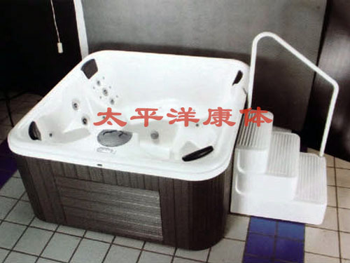 镶嵌式水疗浴缸